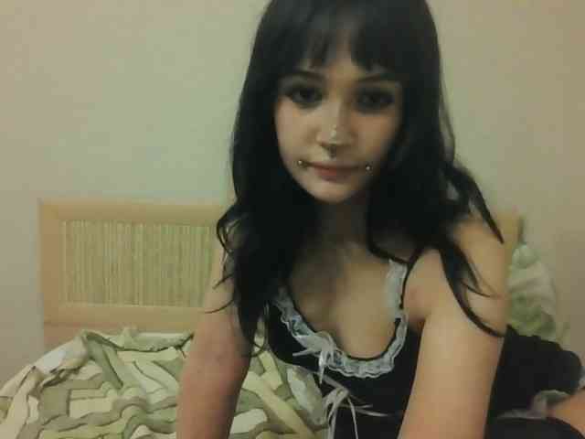 AldaLalonde webcam