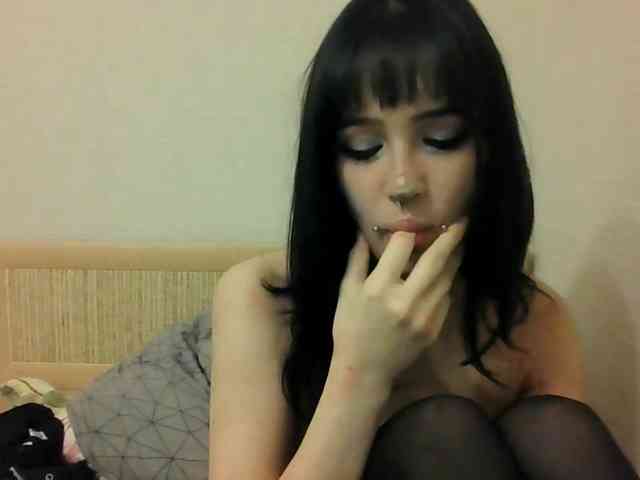 AldaLalonde webcam