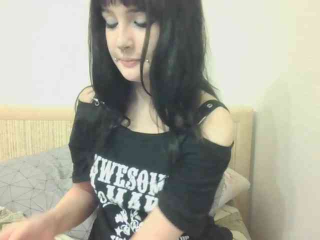 AldaLalonde webcam