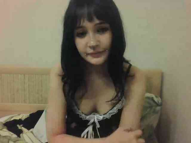AldaLalonde webcam