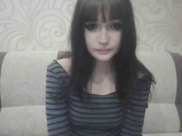 AldaLalonde webcam