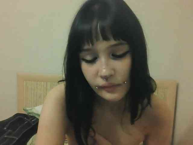 AldaLalonde webcam