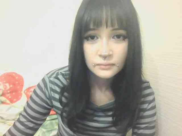 AldaLalonde webcam