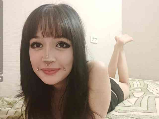AldaLalonde webcam