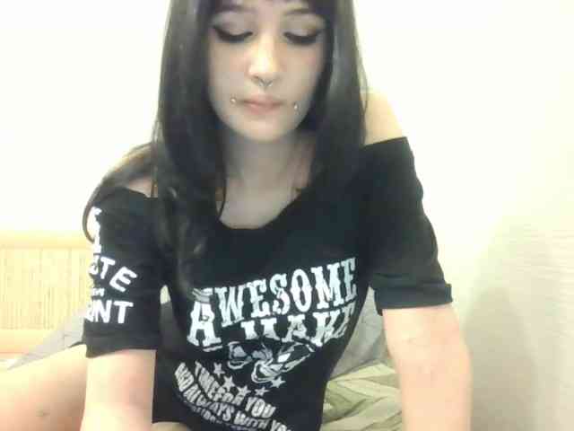 AldaLalonde webcam