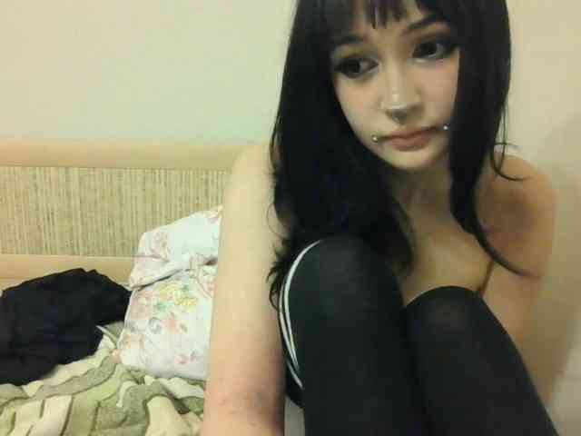 AldaLalonde webcam