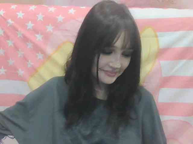 AldaLalonde webcam