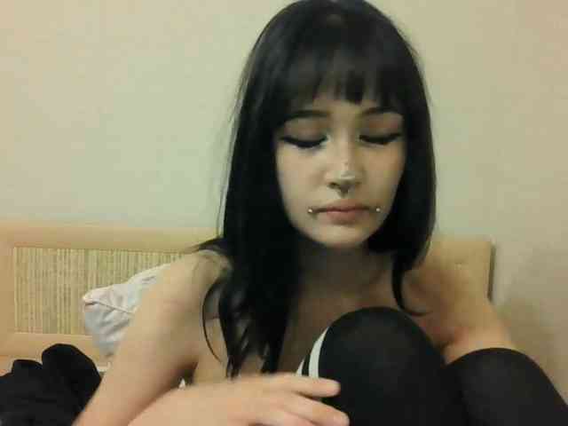 AldaLalonde webcam