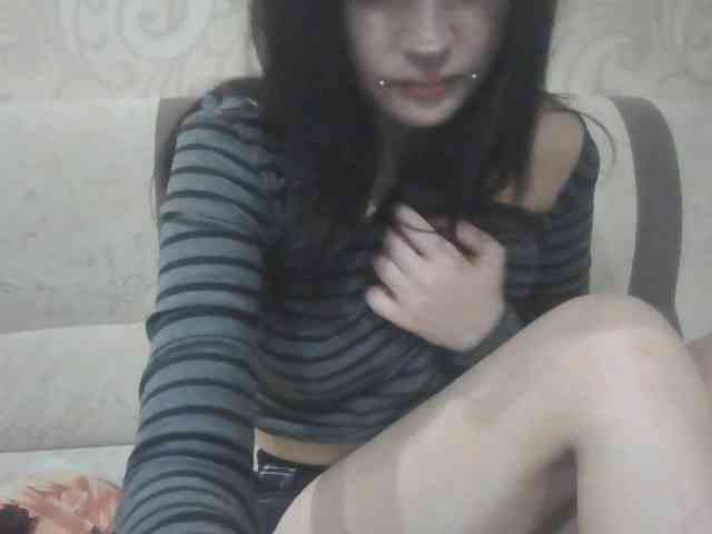 AldaLalonde webcam