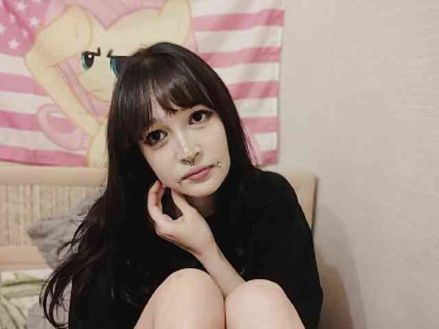 AldaLalonde webcam
