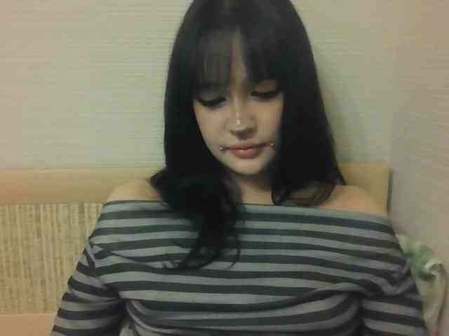 AldaLalonde webcam