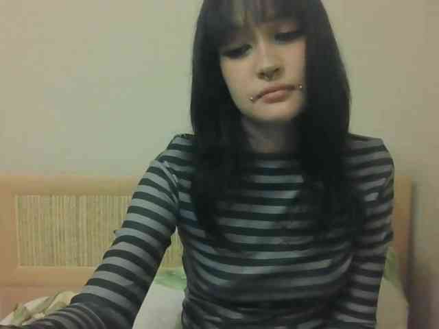 AldaLalonde webcam