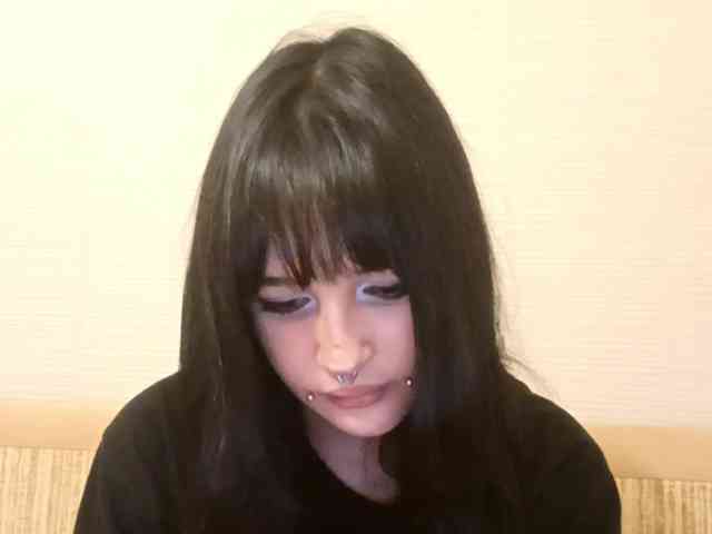 AldaLalonde webcam