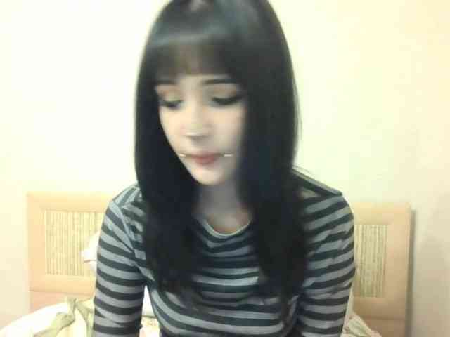 AldaLalonde webcam