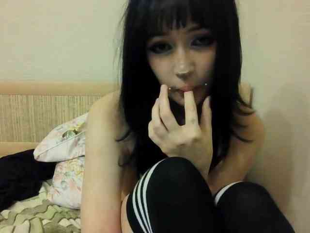 AldaLalonde webcam