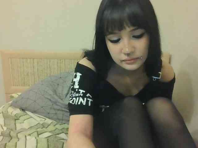 AldaLalonde webcam