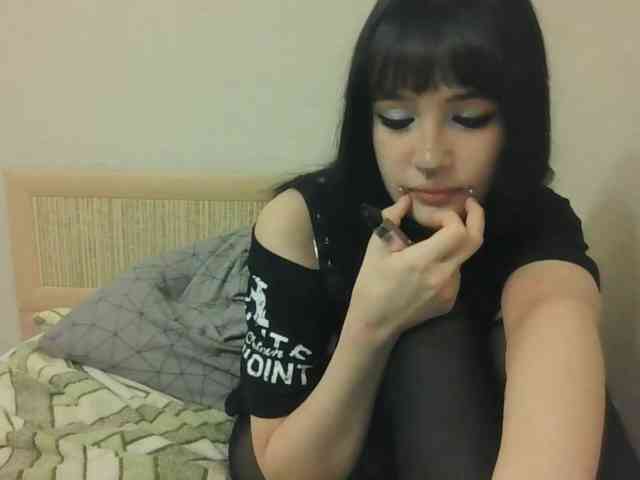 AldaLalonde webcam