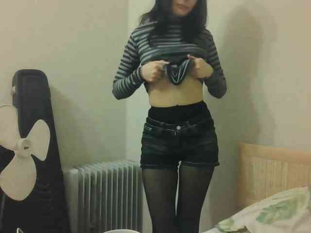 AldaLalonde webcam