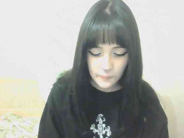 AldaLalonde webcam