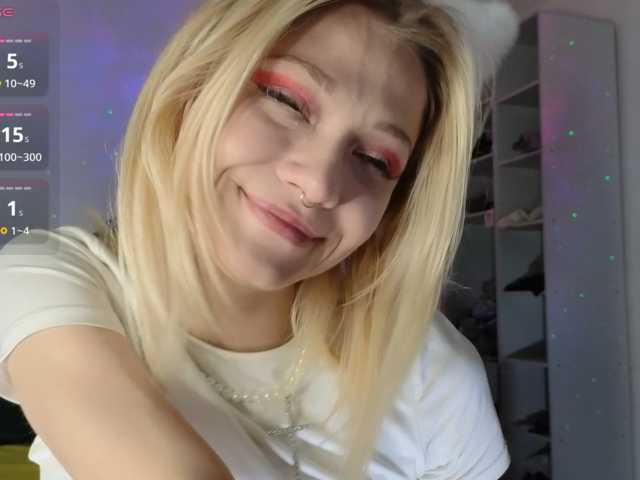 Ne0n-Siren, en directo ahora en BongaCams