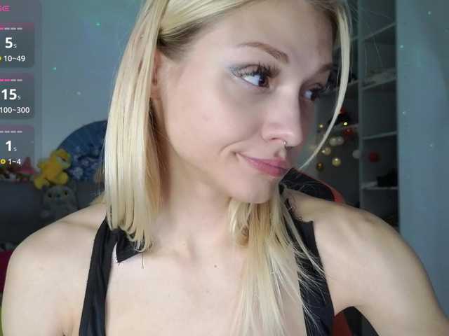 Ne0n-Siren — live female cam