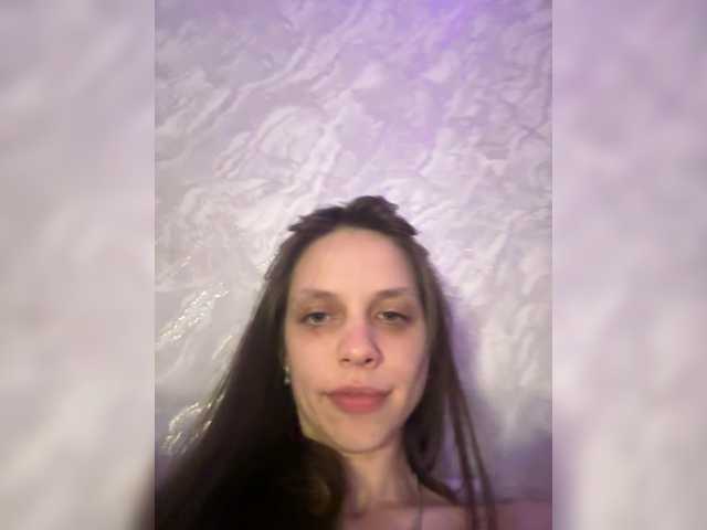 korolevaaa11 live cam on BongaCams