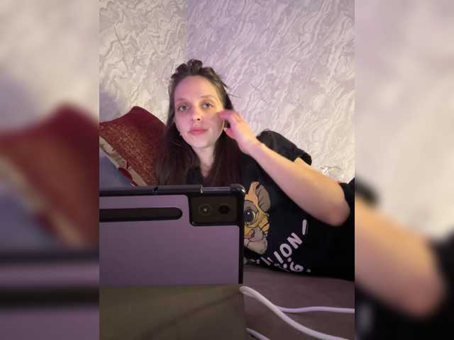 korolevaaa11 live cam on BongaCams