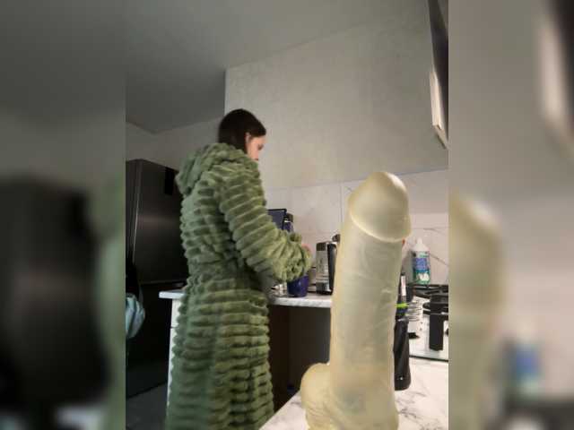 korolevaaa11 live cam on BongaCams