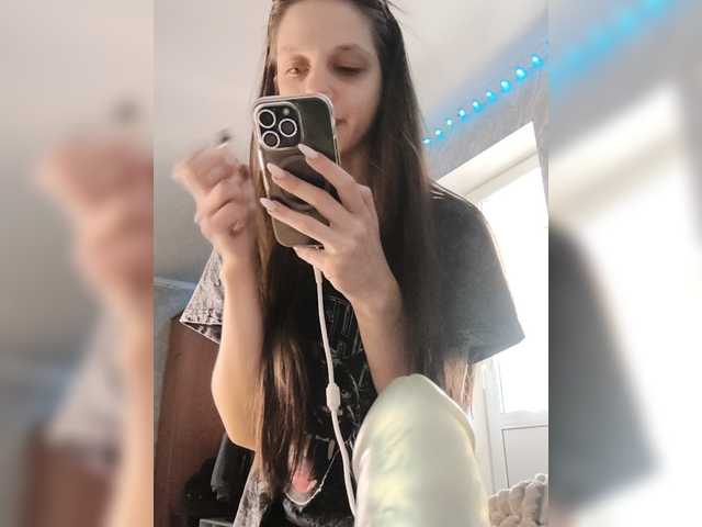 korolevaaa11 live cam on BongaCams