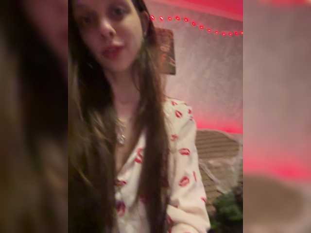 Alekseevna001 live cam on BongaCams