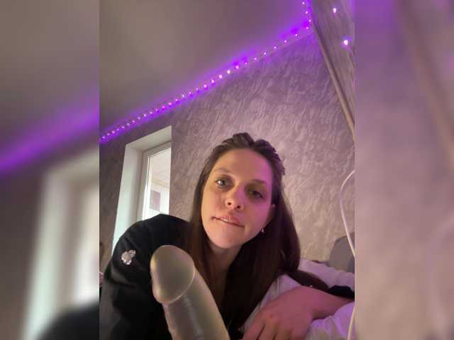 korolevaaa11 live cam on BongaCams