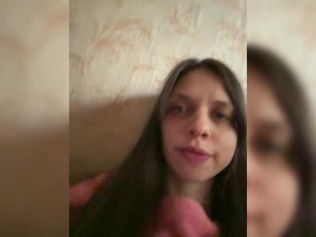 korolevaaa11 live cam on BongaCams