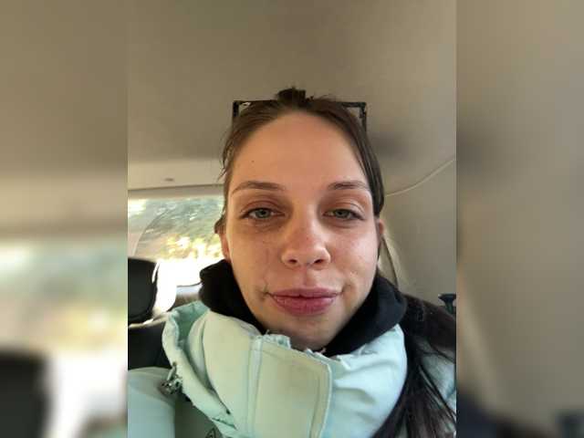 korolevaaa11 live cam on BongaCams