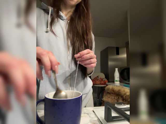 korolevaaa11, live now on BongaCams