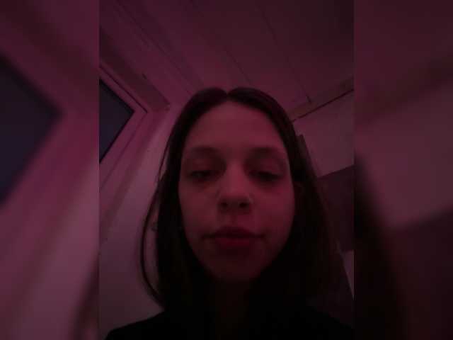 korolevaaa11 live cam on BongaCams