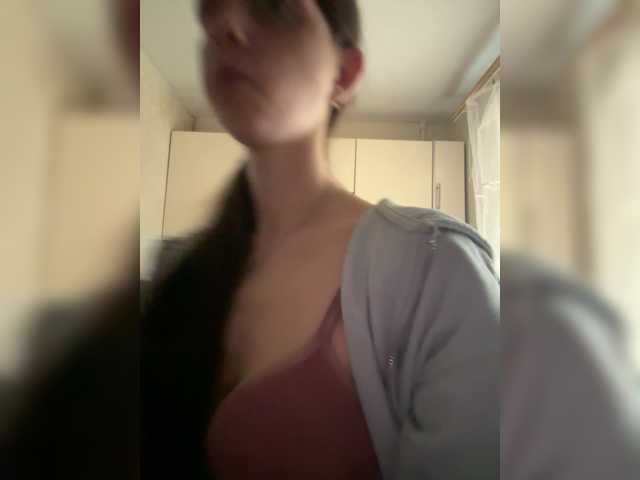 korolevaaa11 live cam on BongaCams