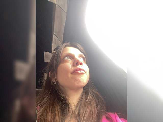 korolevaaa11 live cam on BongaCams
