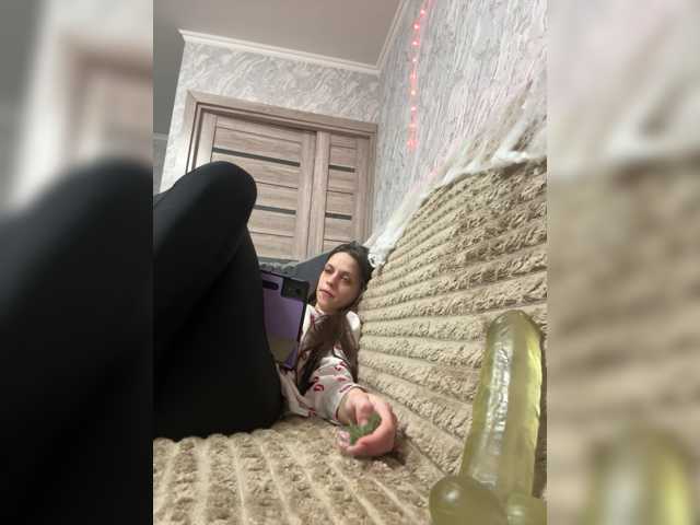 Alekseevna001 live cam on BongaCams