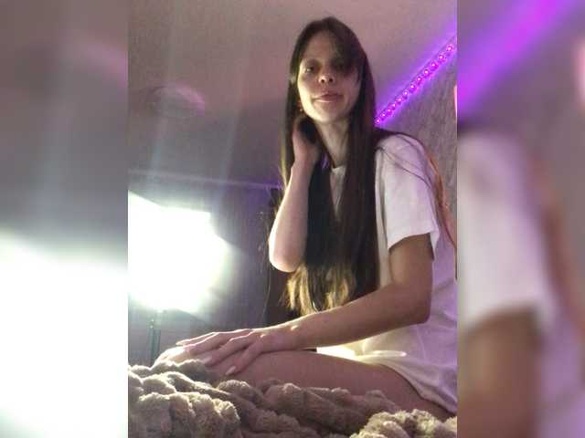 korolevaaa11 live cam