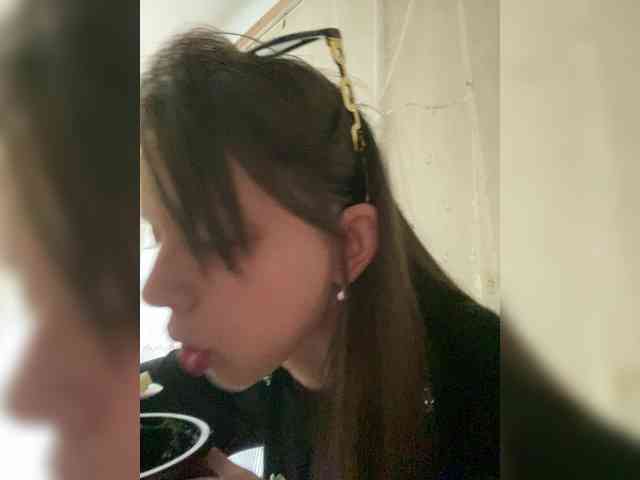korolevaaa11 webcam