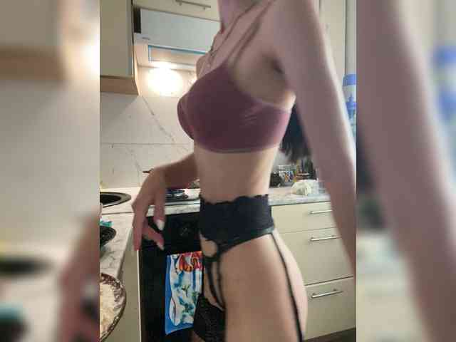 korolevaaa11 webcam
