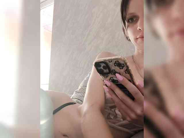 korolevaaa11 webcam