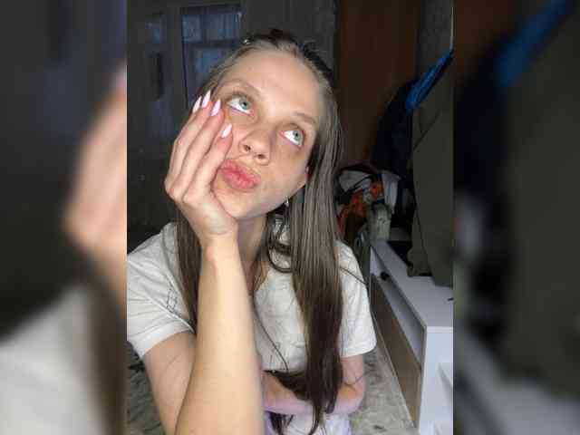korolevaaa11 webcam
