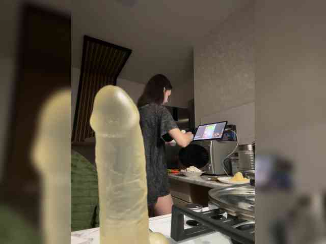 Alekseevna001 webcam