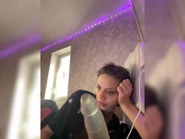 korolevaaa11 webcam