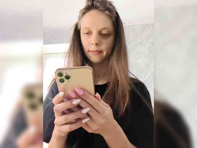 korolevaaa11 webcam