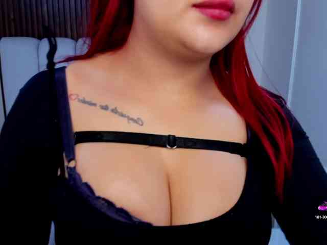laurasweett webcam