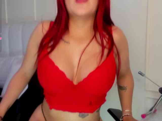 laurasweett webcam