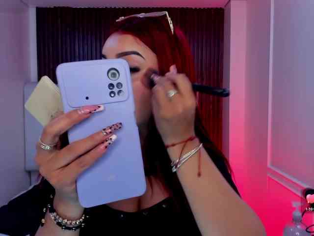 laurasweett webcam