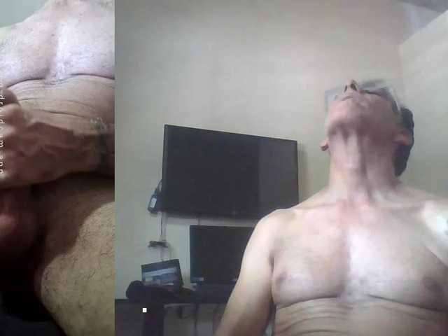 CaptainFox live webcam show